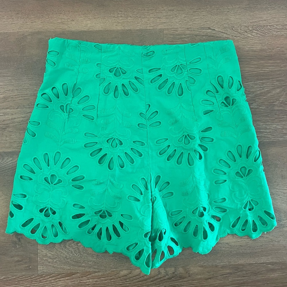 Zara Embroidered Eyelet Shorts High Waisted Emerald Green Bloggers Fav Size XS - Picture 12 of 12